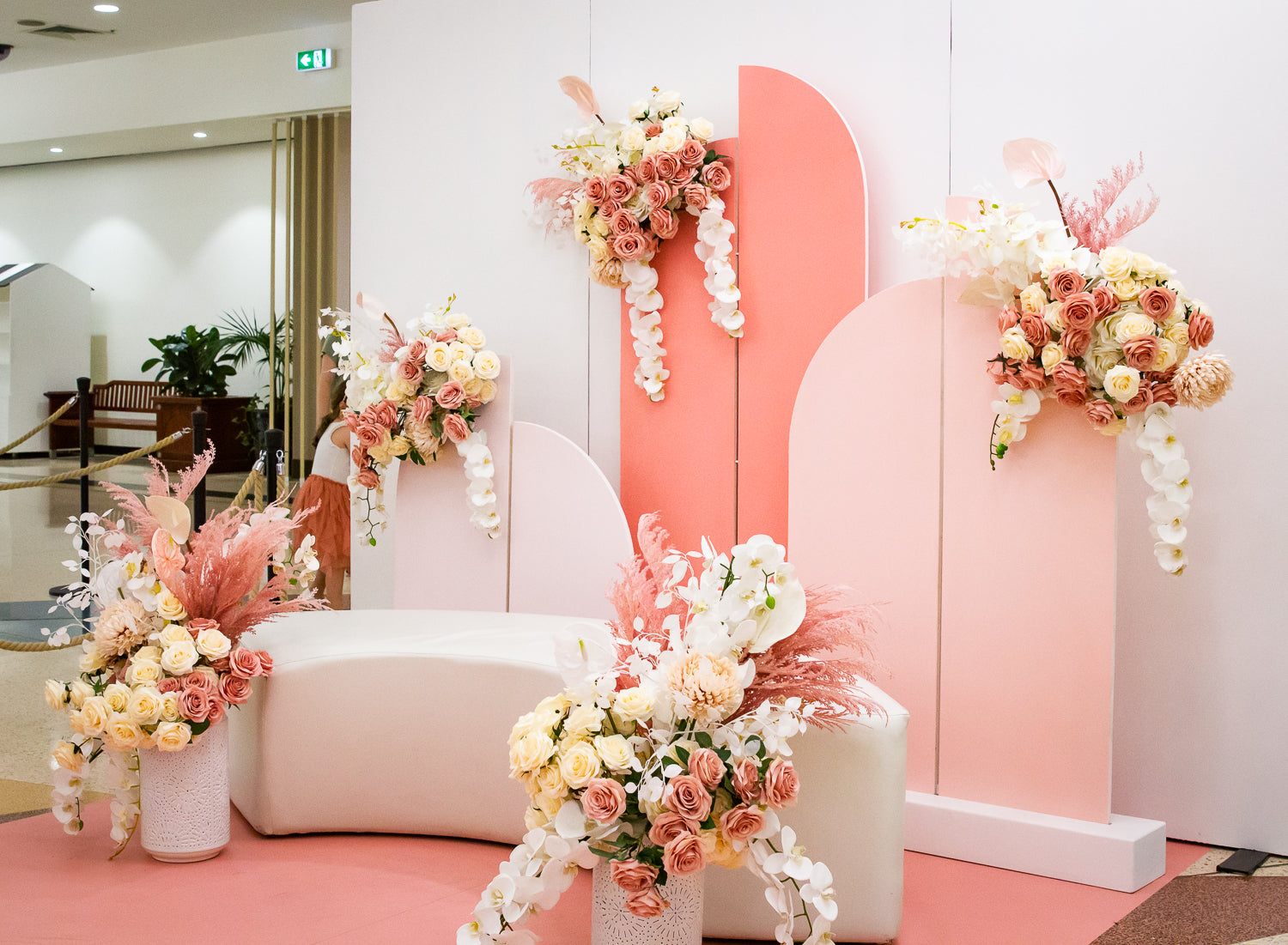 HOW TO: STYLE YOUR OWN BACKDROP.