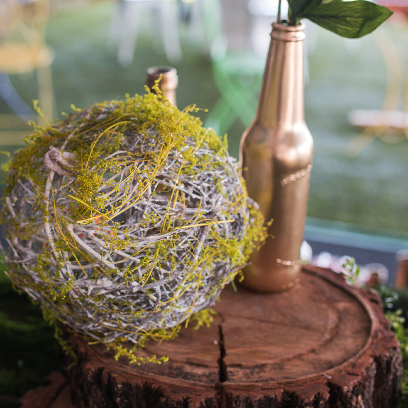 Foliage Moss Ball Whitewash with Green