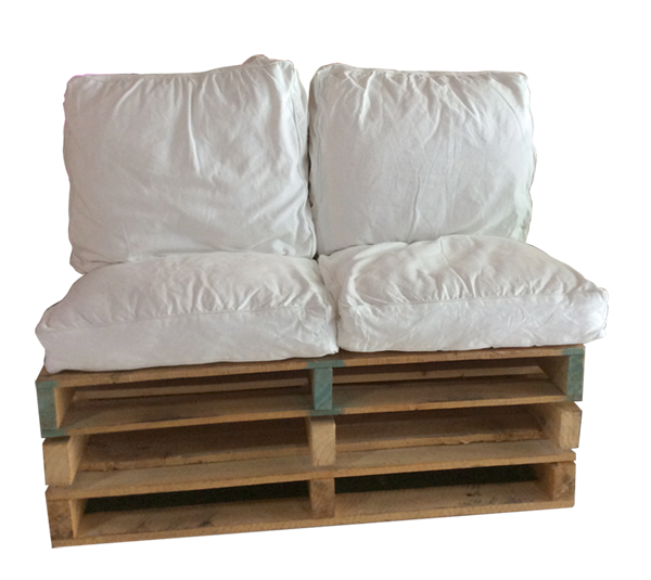 Lounge Pallet with White Cushions