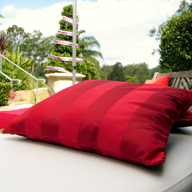 Cushion Silk Stripped Red